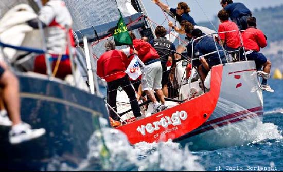 Rolex Capri Sailing Week, Vertigo rimane in testa nella classifica degli Swan 45 valevole per il titolo italiano