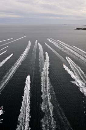 Round Britain Powerboat Race, Blue FPT Meglio andare in barca... che in auto