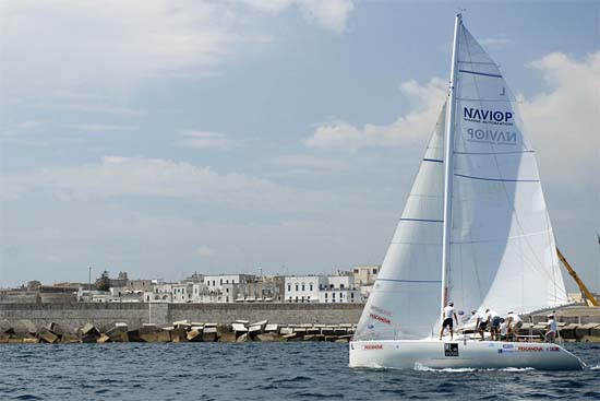 Girovela 2008, la flotta arriva a Otranto