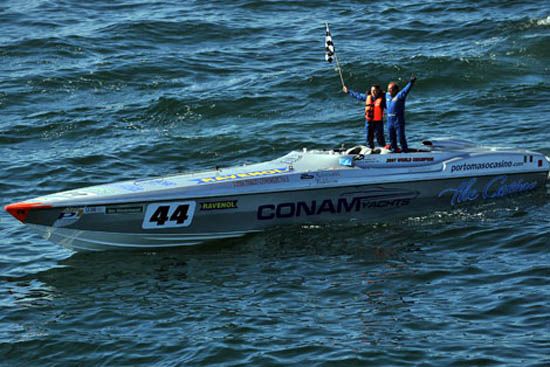 Powerboat P1, #44 Conam Yachts vince la gare Endurance di Vigo