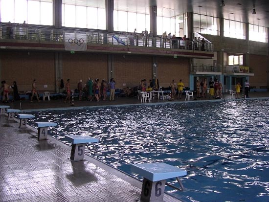 Nuoto per tutti a Parma, il Comune rende accessibili le piscine coperte con sollevatori all’avanguardia
