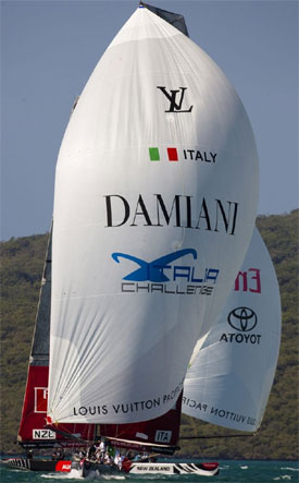Damiani Italia Challenge vince la prima regata della Gold Fleet alle Louis Vuitton Pacific Series