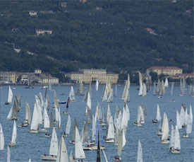 Il Circolo Vela Gargnano apre la stagione primaverile con il trofeo Roberto Bianchi