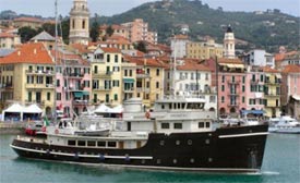 Quinto raduno motoryacht d epoca in Liguria dall
